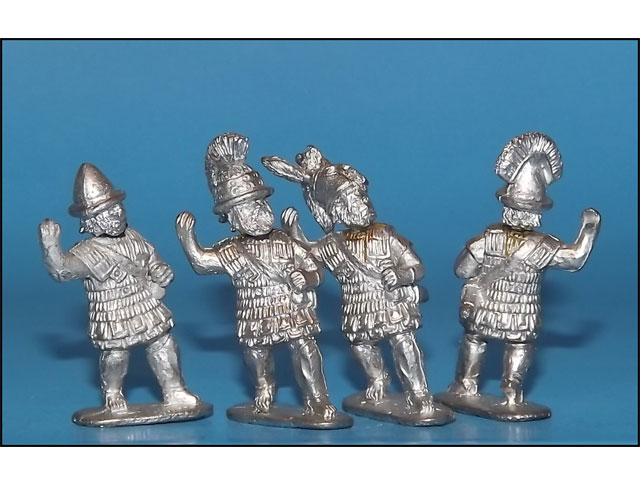 ET 8 - Hoplites in lamellar armour & Etruscan helmet overarm
