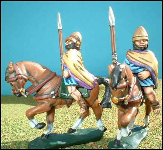 G28 - THESSALIAN CAVALRY. BOEOTIAN HELMET