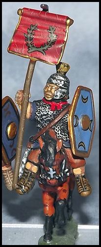 IMP21 - CAVALRY STANDARD BEARER & STANDARD
