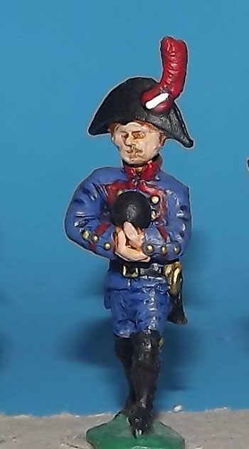 NSP15 - ARTILLERYMAN - CARRYING ROUND SHOT