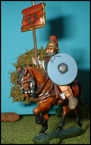 RR13 - Cavalry standard bearer