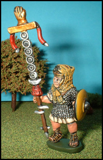 RR 2 - Standard bearer